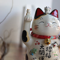 Maneki Neko The Big lucky cat 8.5