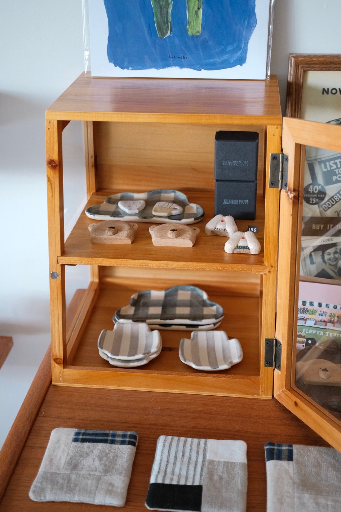 Natural Wood Storage Display Rack - Light