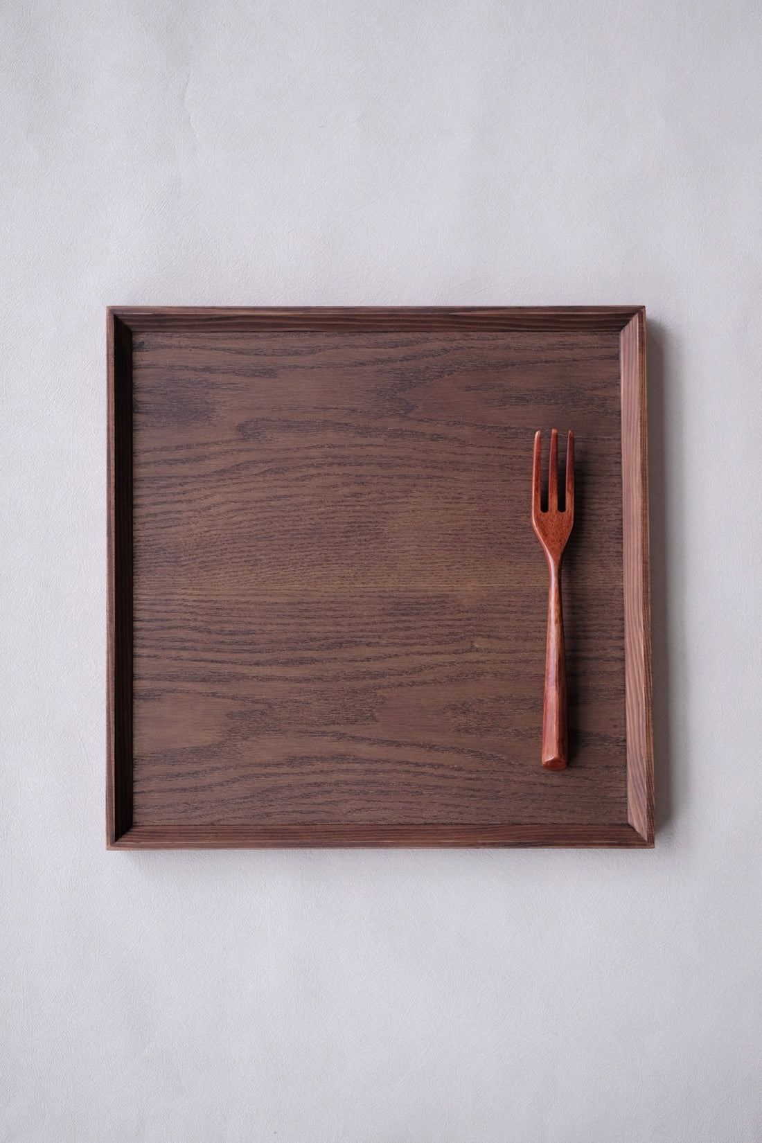 Non-Slip Surface Natural Wood Serving Tray