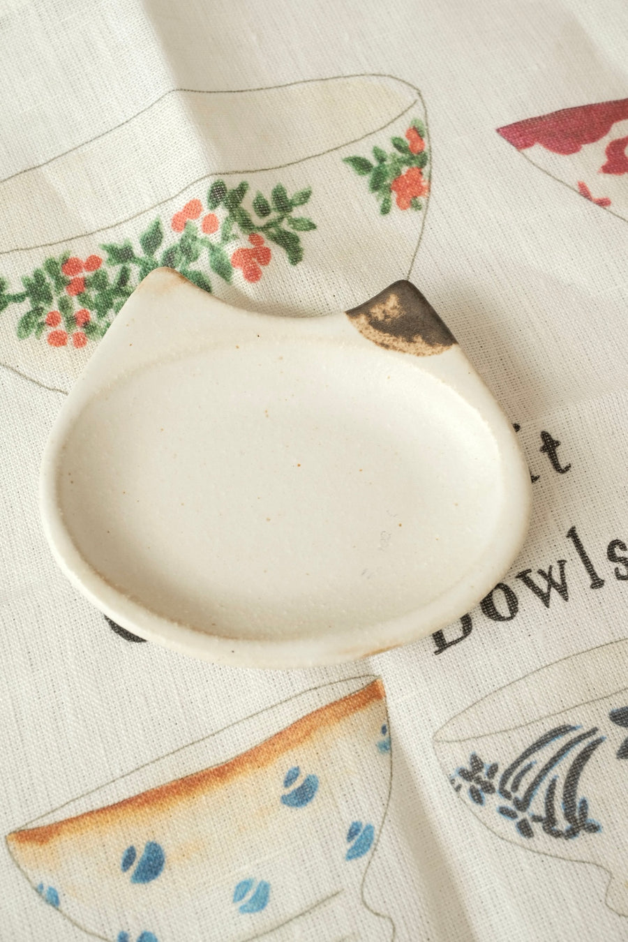 Mashiko Pottery Yoshizawa Neko Mini Dish