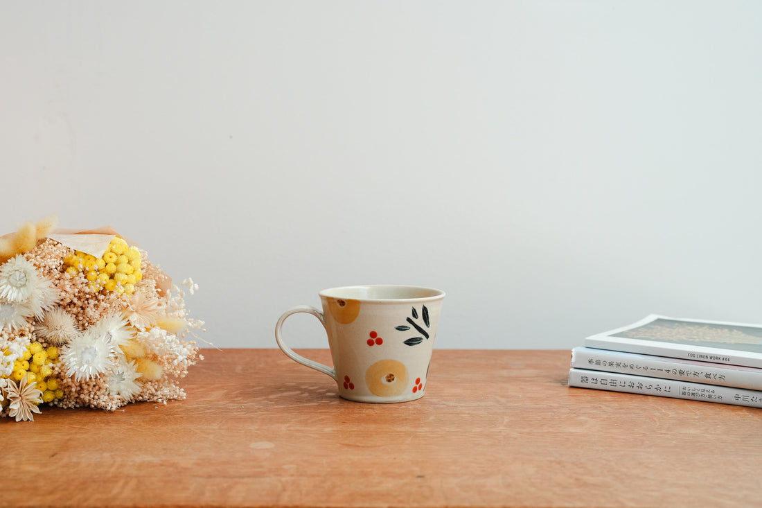 Kumiko Ishikawa 石川久美子 Mug KI09