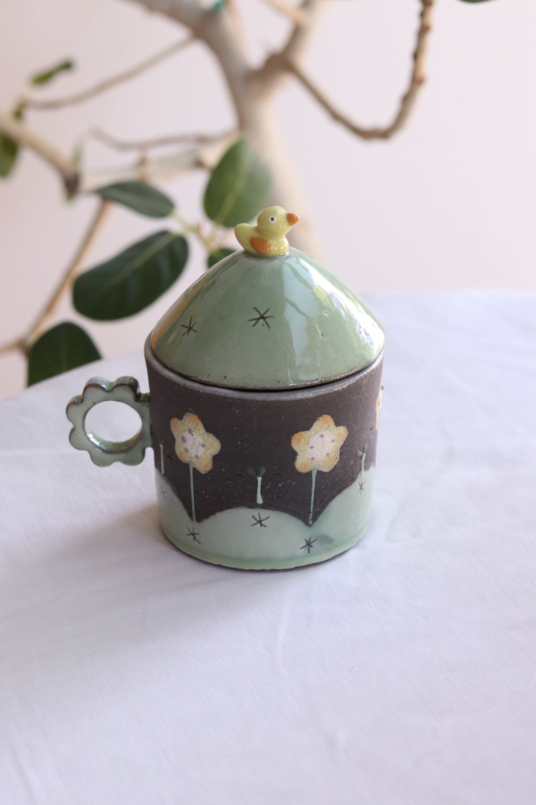 Akemi Nakamura 中村明美 Mug with Lid AN02