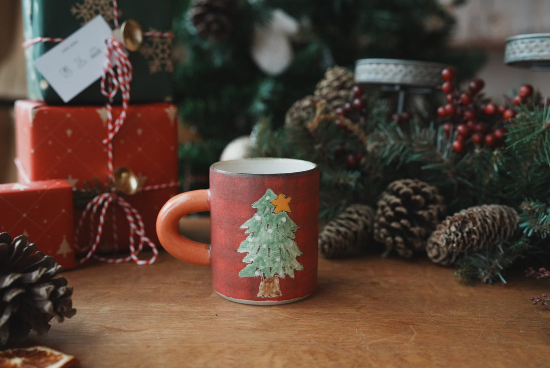 Akio Toyama 外山亜基雄 - Cat Mug AT02