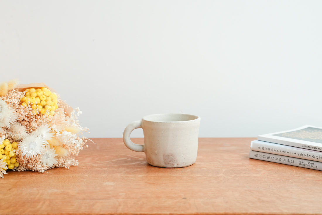 Ken Aoki 青木挙 Glasses Mug KE14