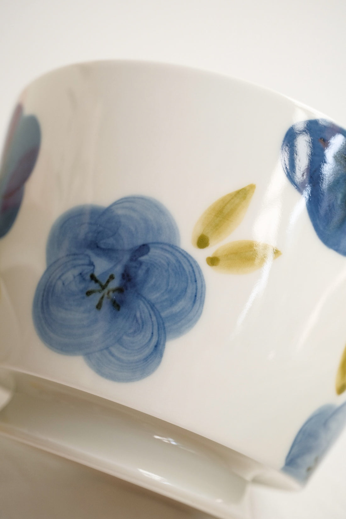 Hasami Ware Ramen Bowl Flower Collection