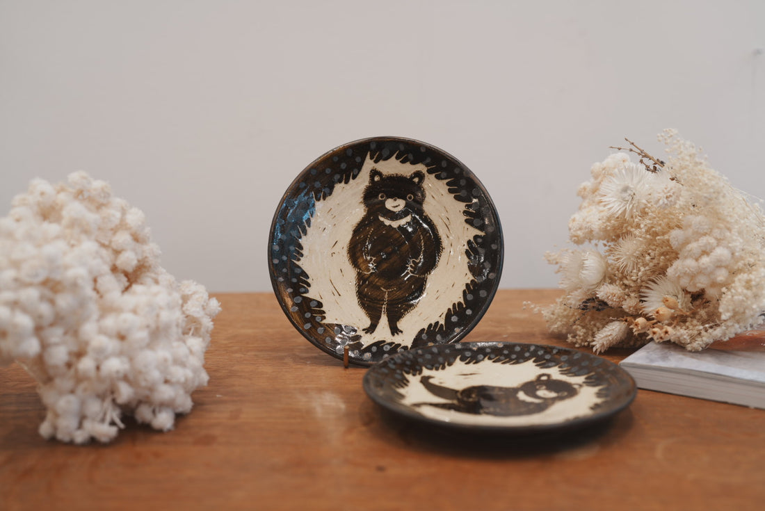 Tomoko Kubo コンガリ舍 Bear Plate Black and White TK14
