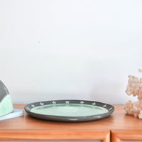 Akemi Nakamura 中村明美 Cake Holder with Lid AN32