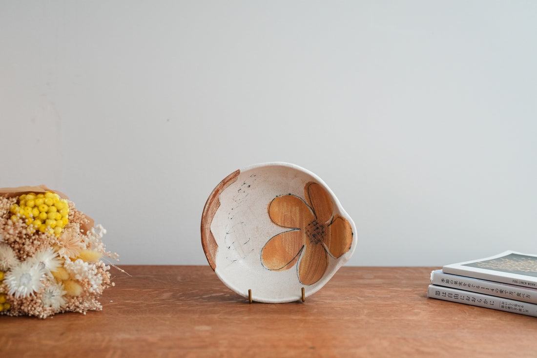 Hapun Pottery 拝志睦子 Medium Deep Plate HP05