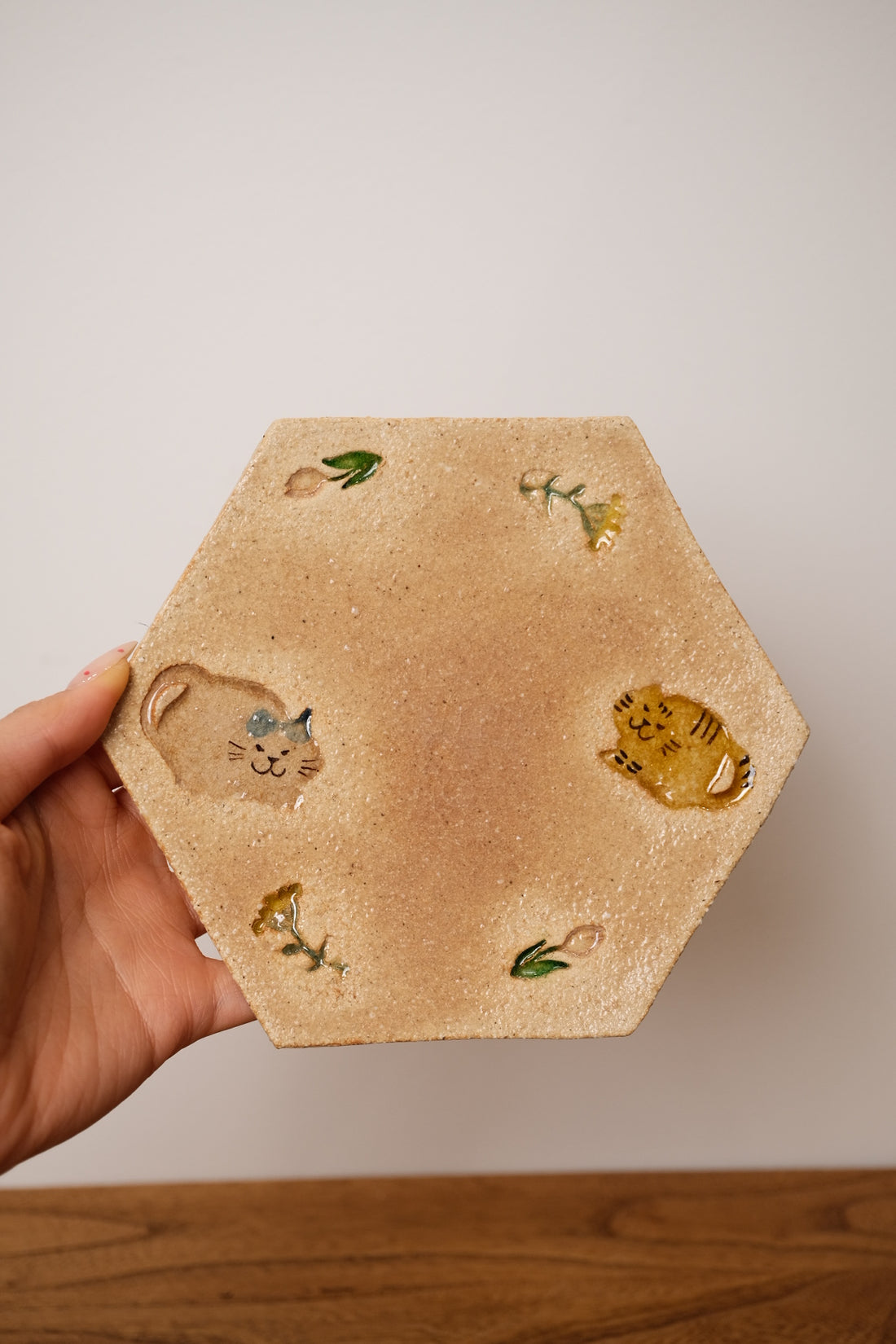 Fukuda Yuko 福田友子 Hexagonal Plate FU06