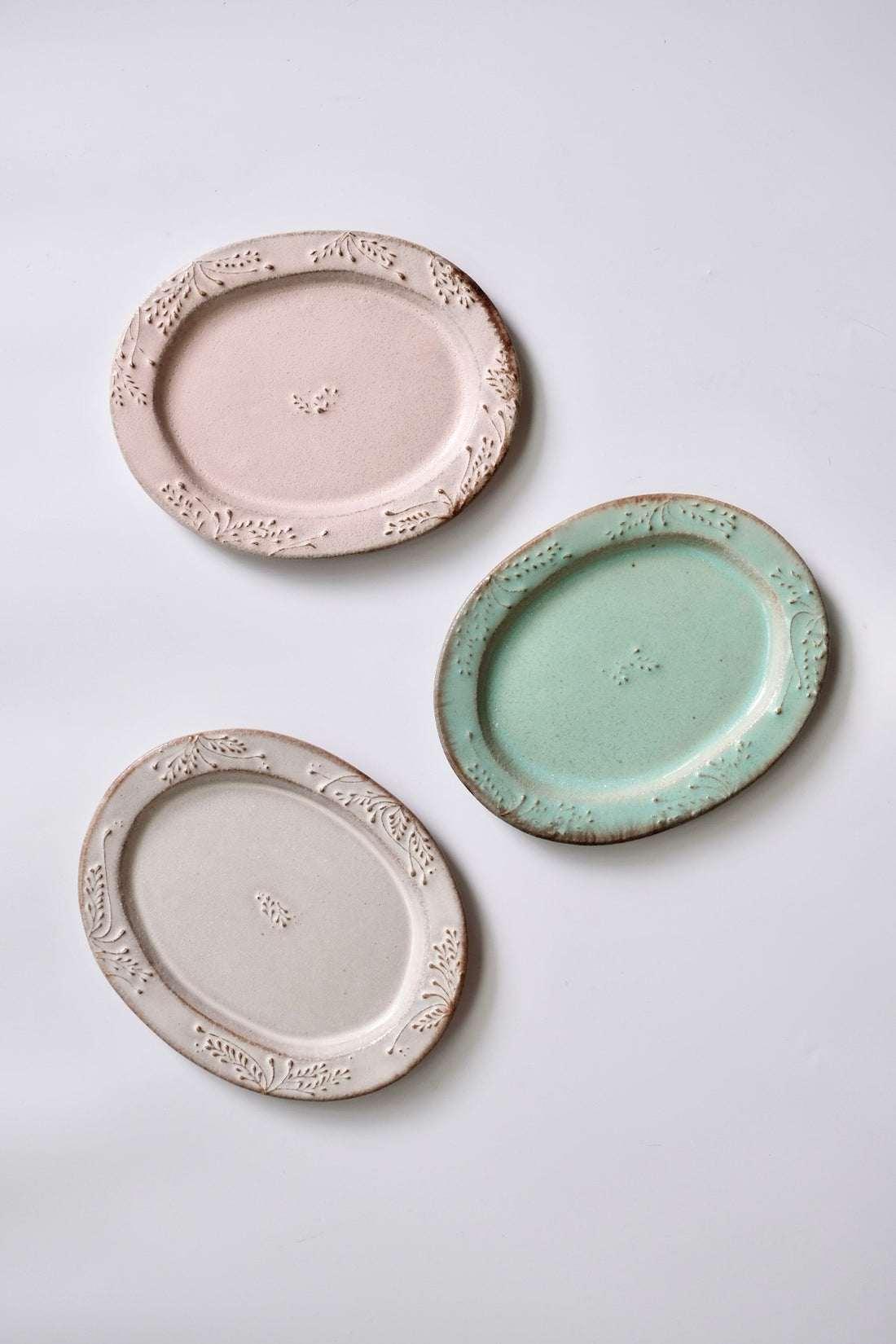 Satomi Motohashi 本橋里美 Oval Plate SM08