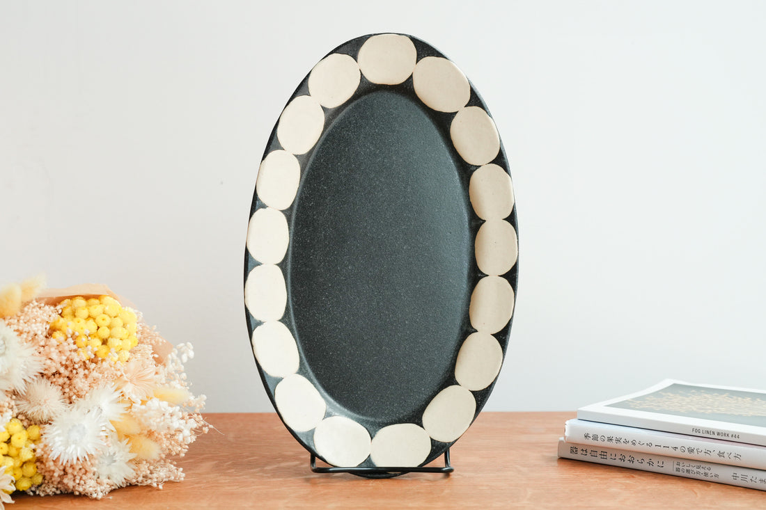 Ken Aoki 青木挙 Large Oval Plate KE11