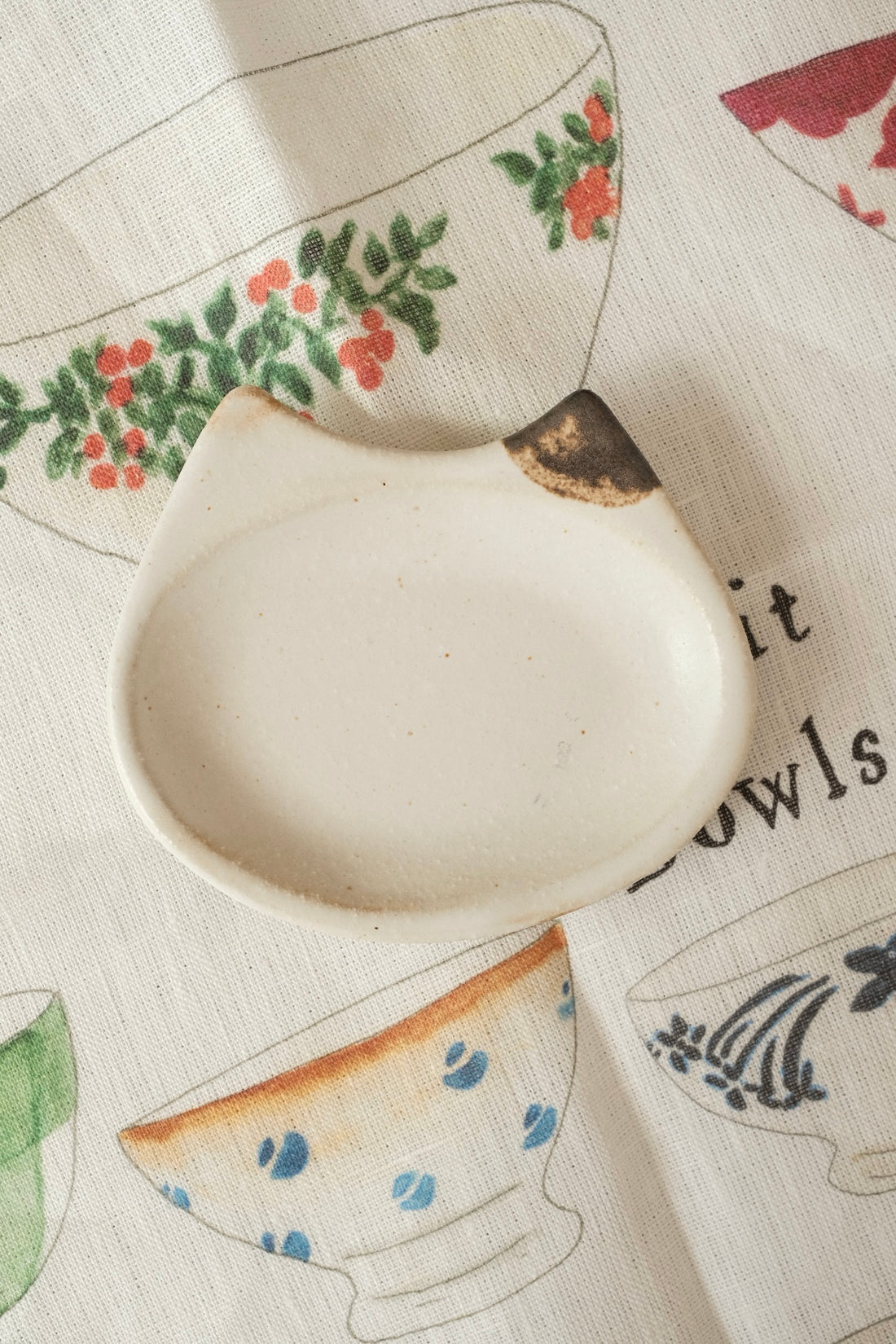 Mashiko Pottery Yoshizawa Neko Mini Dish