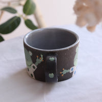 Akemi Nakamura 中村明美 Animal Mug AN03