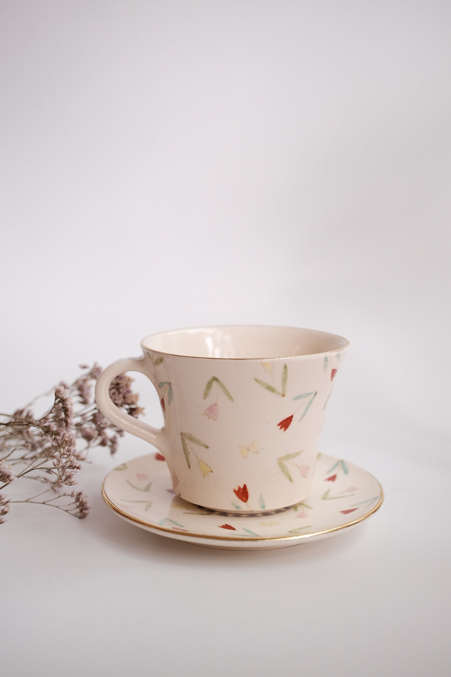 Taki Tomoda 友田多紀 Tulip Cup and Saucer - TT02