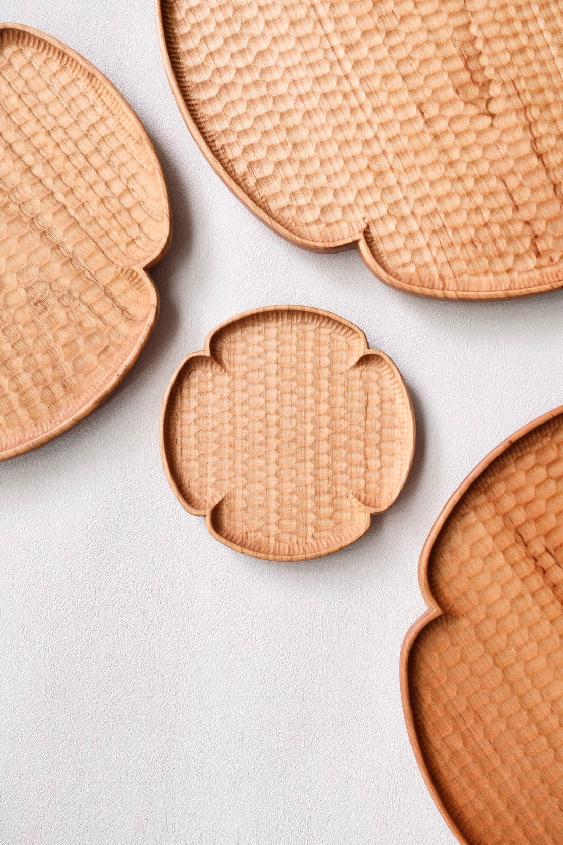Kazunori Takatsuka 高塚和則 Cherry wood Coaster KU01
