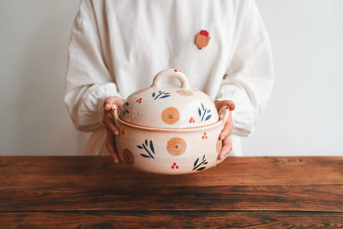 Kumiko Ishikawa 石川久美子 Flower Clay Pot KI18