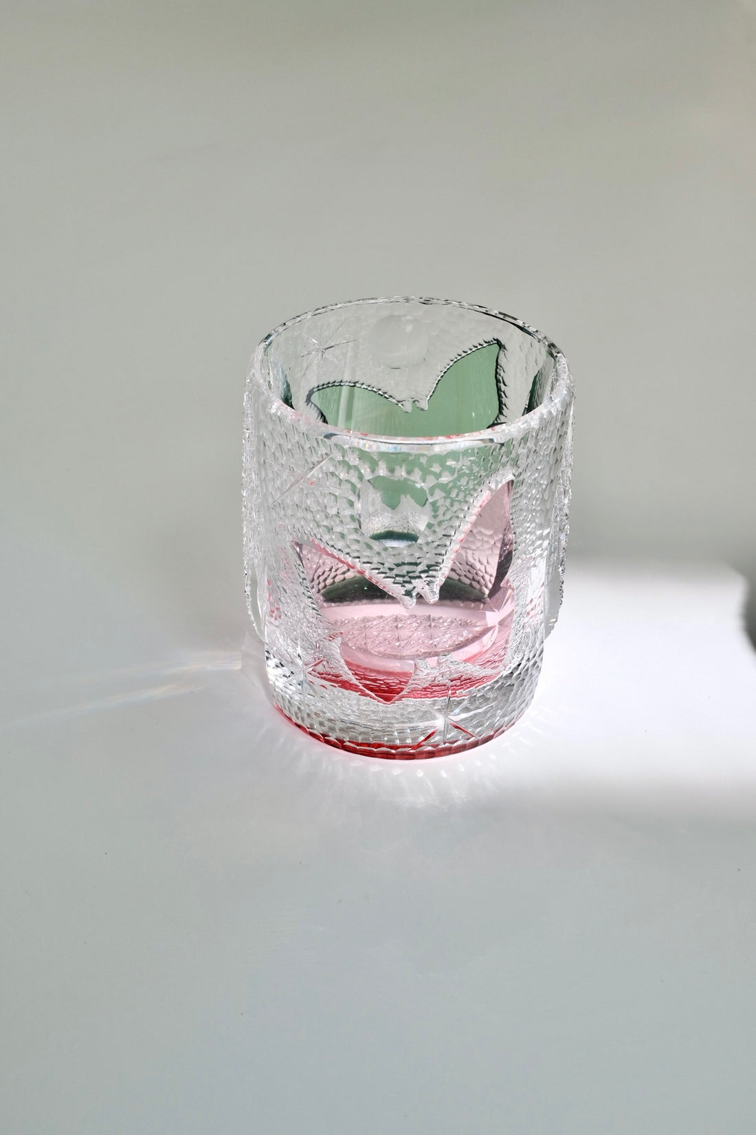 Edo Kiriko Whisky Glass Rock Glass "Butterfly" Green/Red by Junichi Nabetani, Master of traditional crafts
