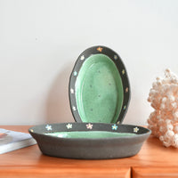 Akemi Nakamura 中村明美 Flower Oval Plate AN25