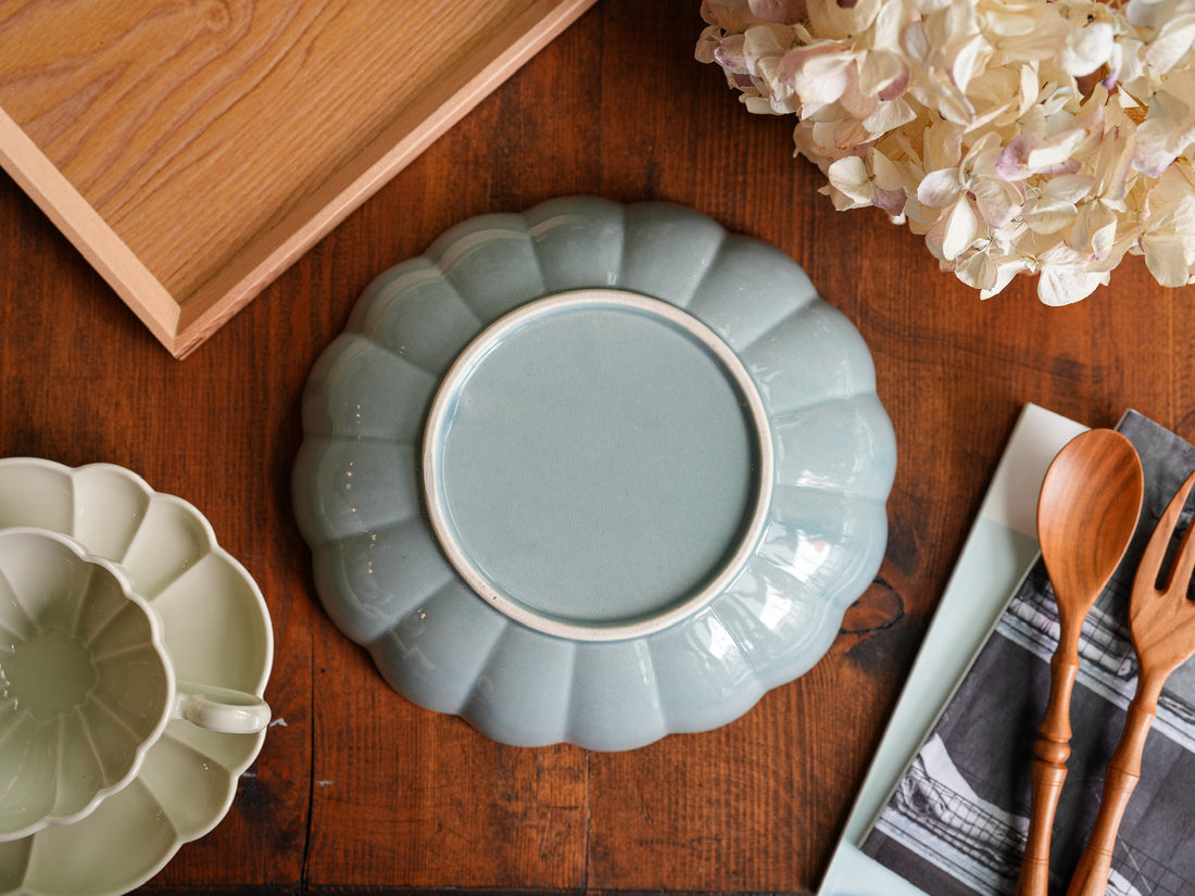 Atelier Gyuusha Floral Shape Deep Bowl