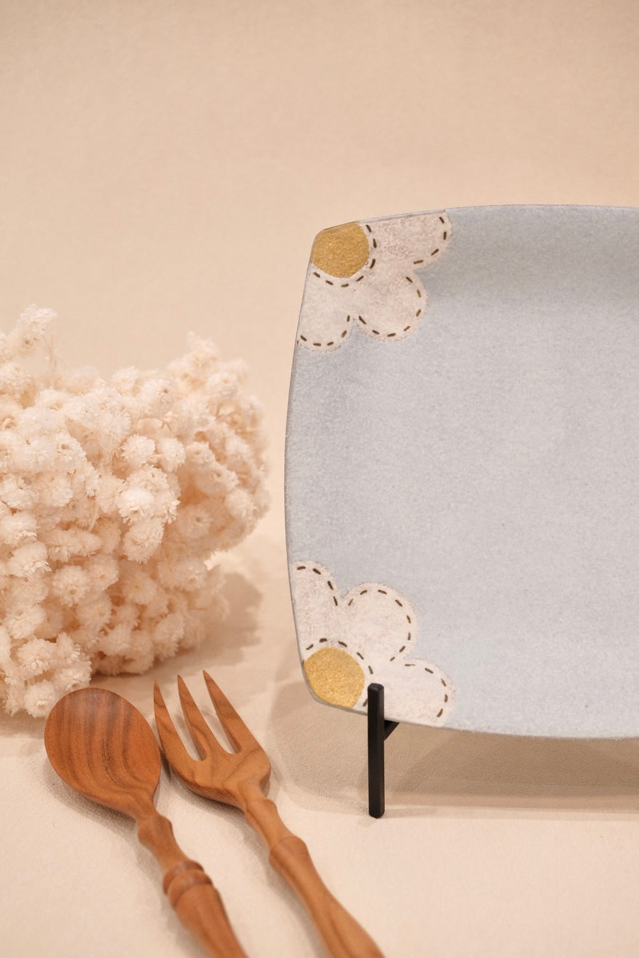 Kei Mitsumochi ミツ持啓 17cm Square Plate - Blue Flower KM27