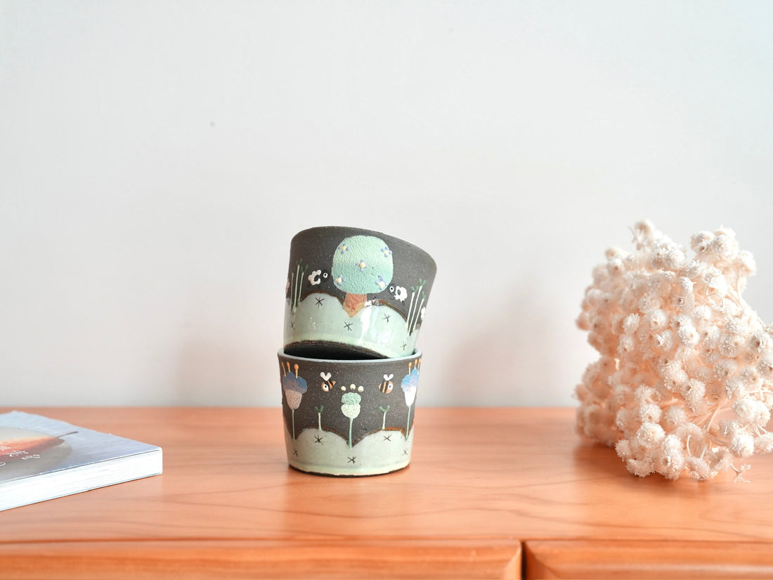 Akemi Nakamura 中村明美Sheep and Bee Free Cup AN10