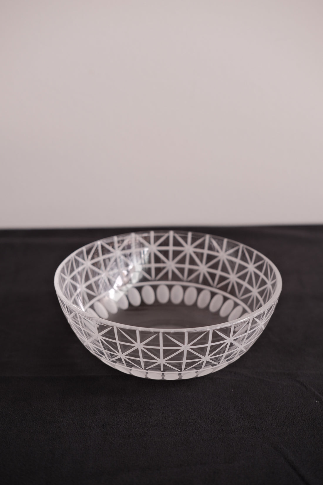 Miki Yamaguchi 山口未来 Kiriko Glass Medium Bowl Lattice Dot