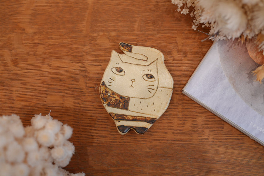 Shoko Hirano 平野照子 Mini Cat Plate SR16