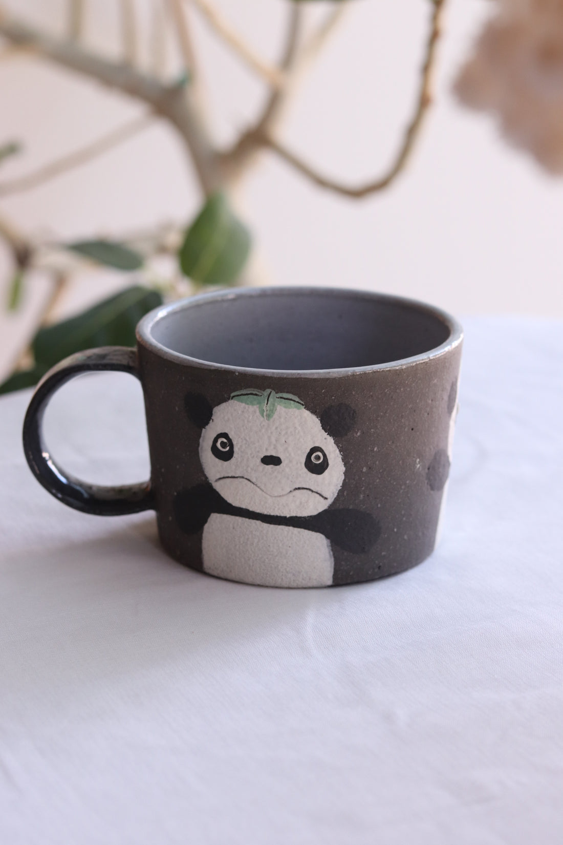 Akemi Nakamura 中村明美 Animal Mug AN03