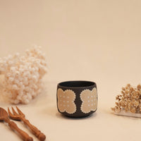 Kei Mitsumochi ミツ持啓 Flower with Black Background Mug - Cream KM63