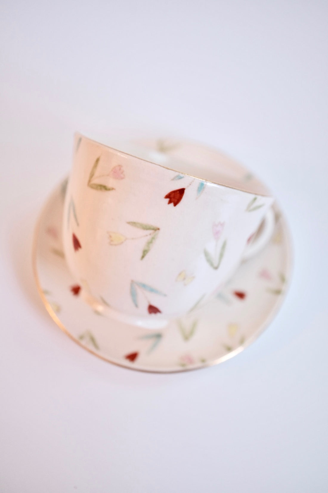 Taki Tomoda 友田多紀 Tulip Cup and Saucer - TT01