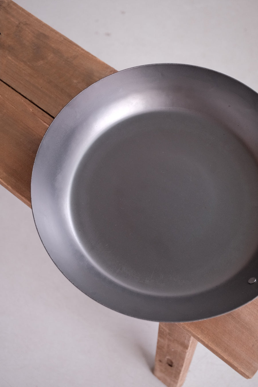 Yamada Kogyosho 山田工業所 HANAKO+a Frying Pan with Titanium Handle (28cm)