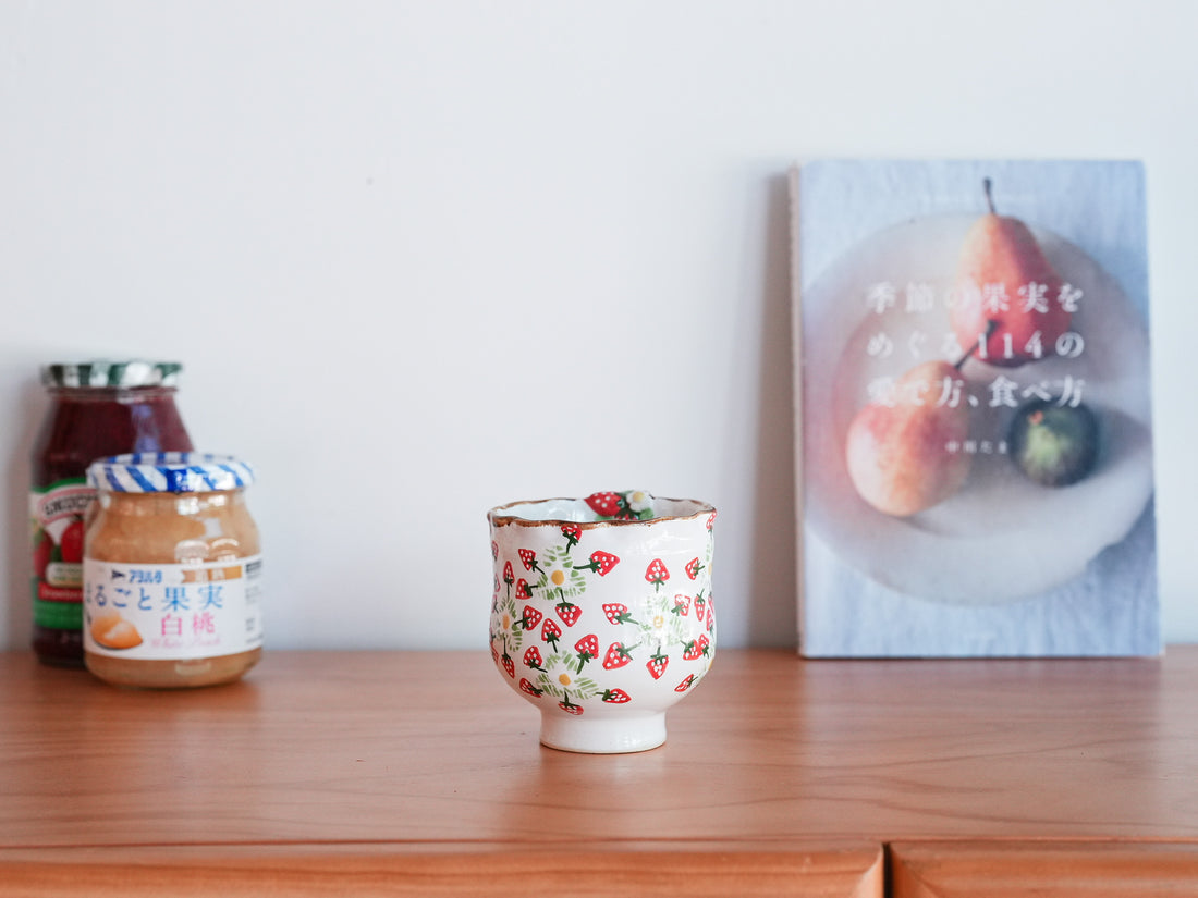 Aiko Miura 三浦愛子 Strawberry Free Cup AM21
