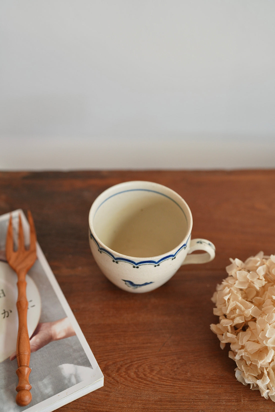 Shinko Nakanishi 中西申幸 Bird Mug SN04