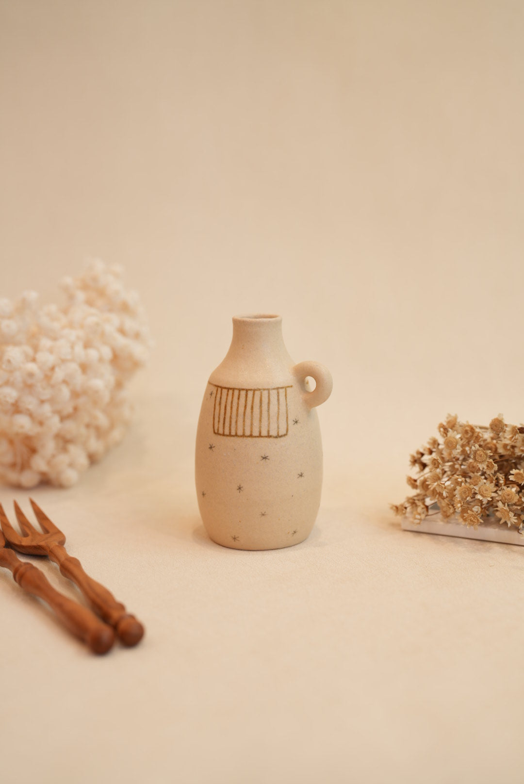 Chiho Yoshida 穗屋工房- Straight Shaped Vase CY02