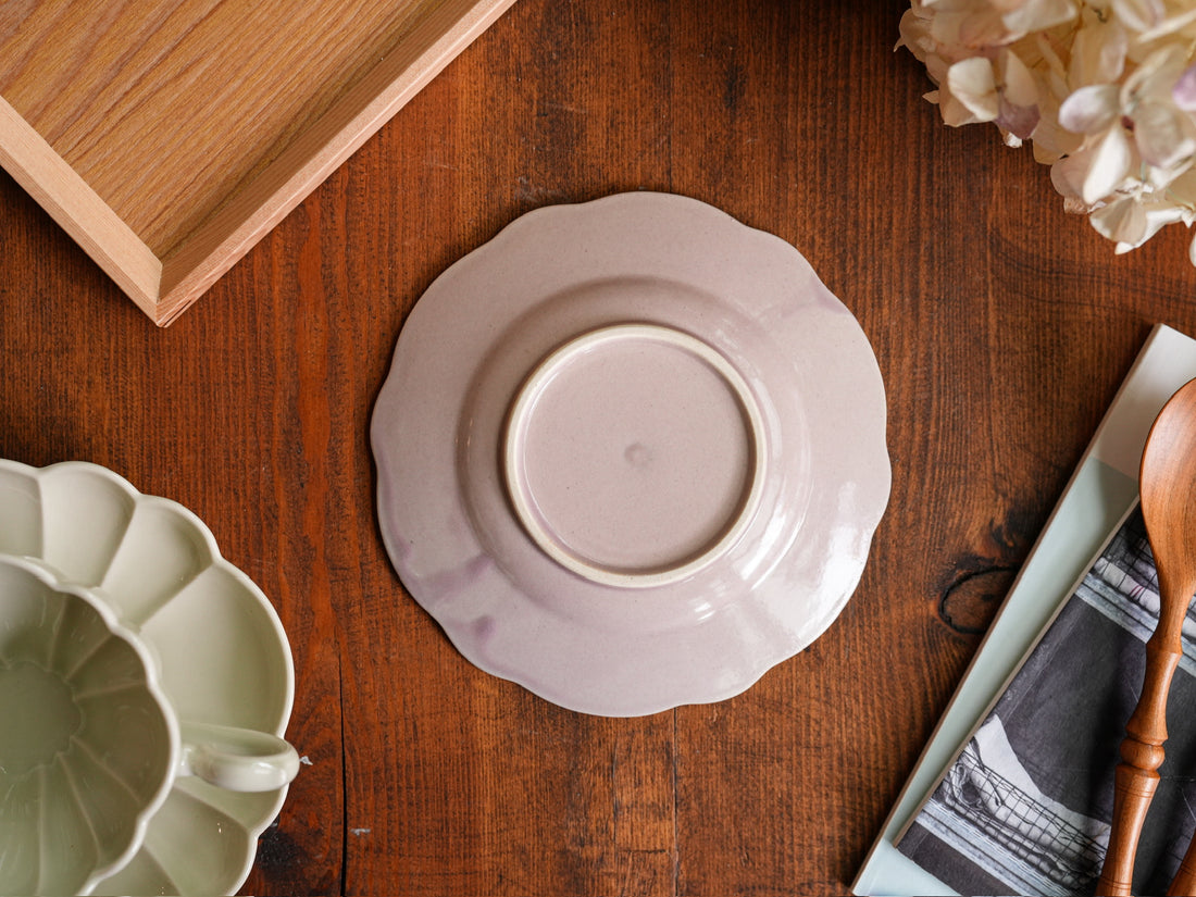 Atelier Gyuusha Small Floral Shape Round Plate