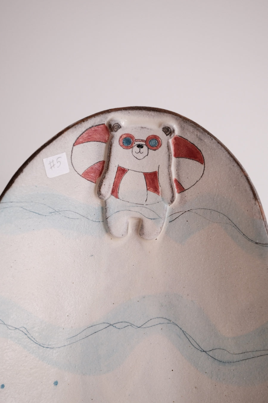 Tsubouchi Mayumi 坪内真弓 Oval Plate MT07 - Swimming Bear