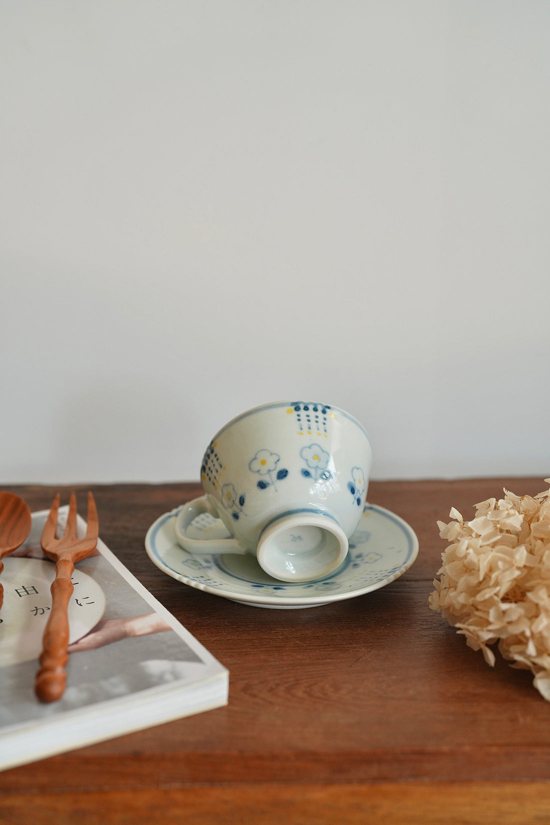Maya Inamura 稲村真耶 Yellow Flower Mug and Saucer Set MI27