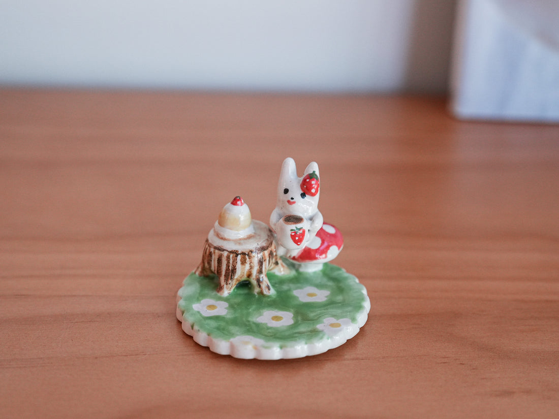 Aiko Miura 三浦愛子 Animal Chopstick Rest AM23