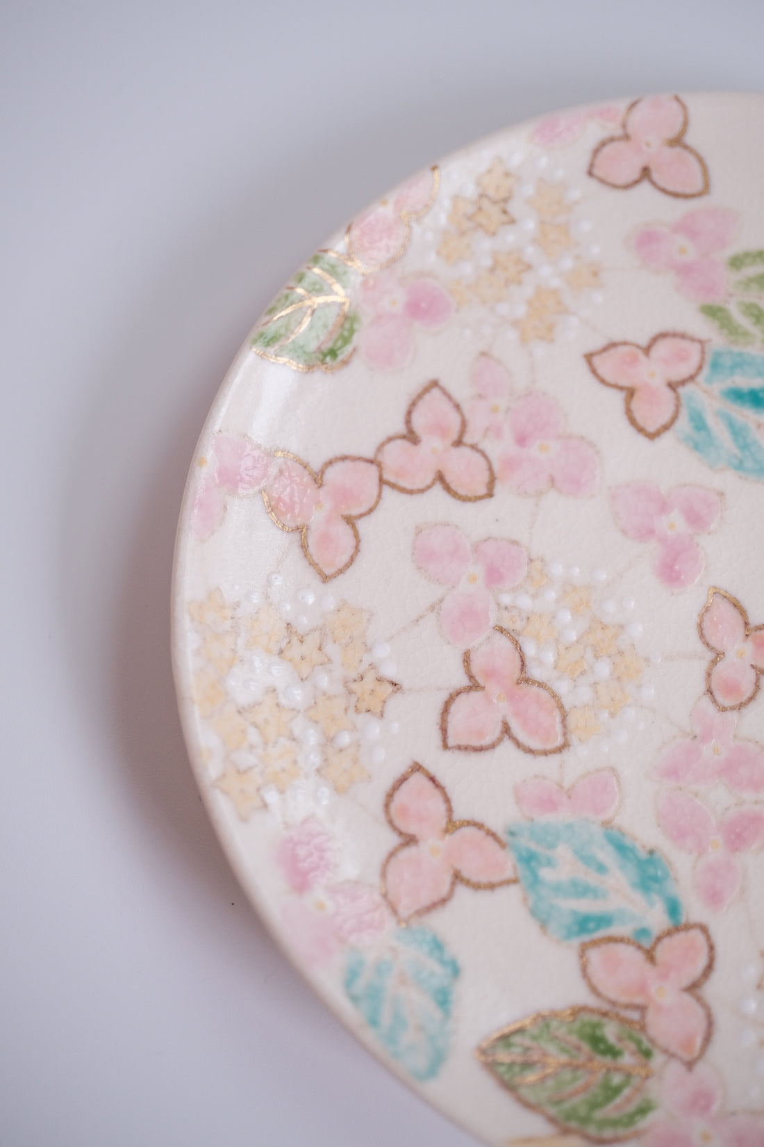 Taki Tomoda 友田多紀 Pink Hydrangea Medium Plate - TT16