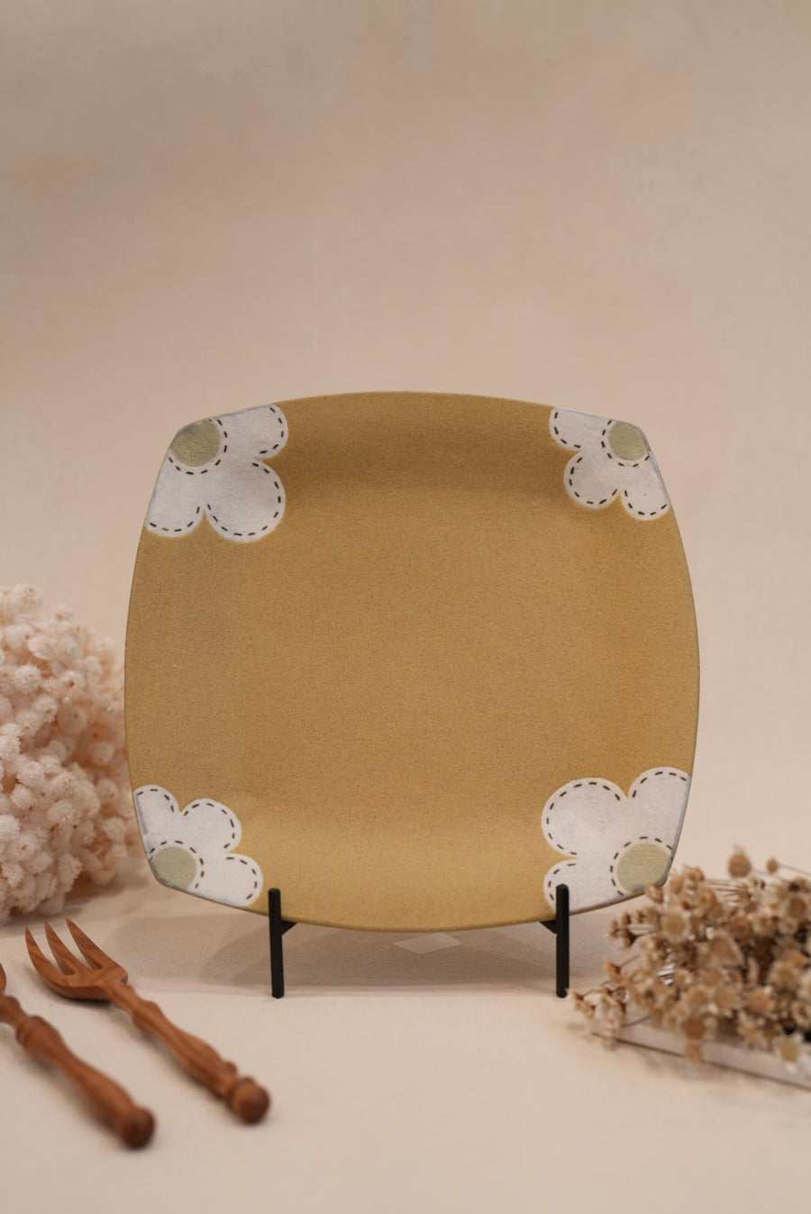 Kei Mitsumochi ミツ持啓 24cm Square Plate - Yellow Flower KM21
