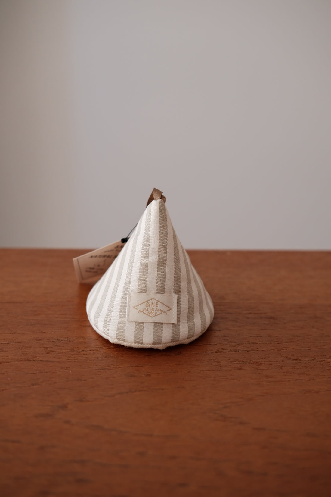 Triangular Cotton Pot Holder - Small