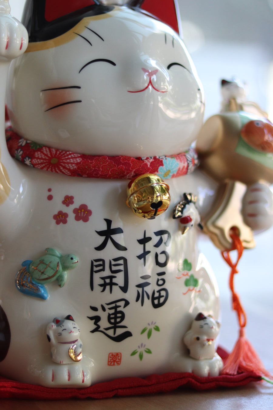 Maneki Neko The Big lucky cat 8.5