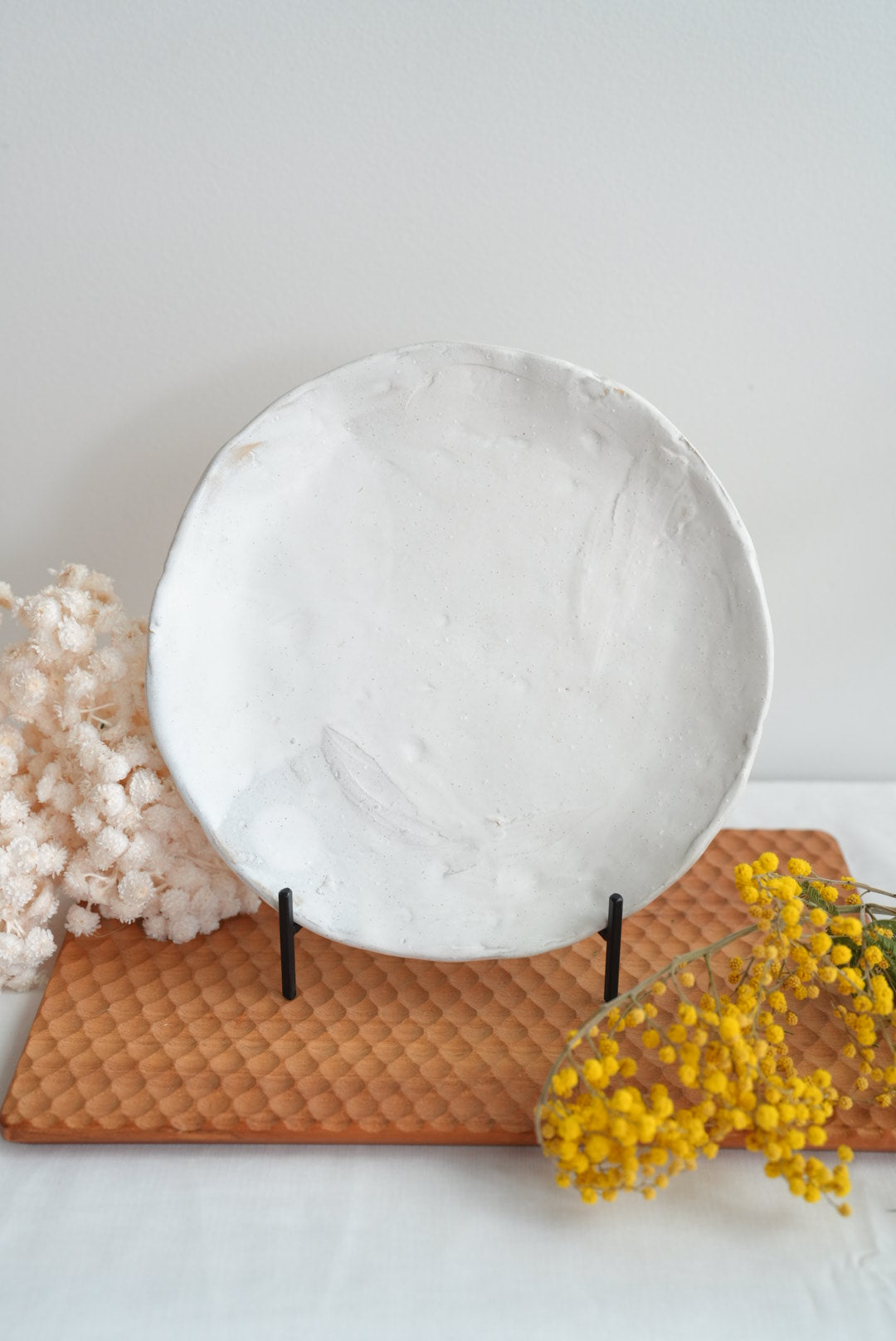 Tatsuo Horimizu 堀水達雄 White Round Plate TH04