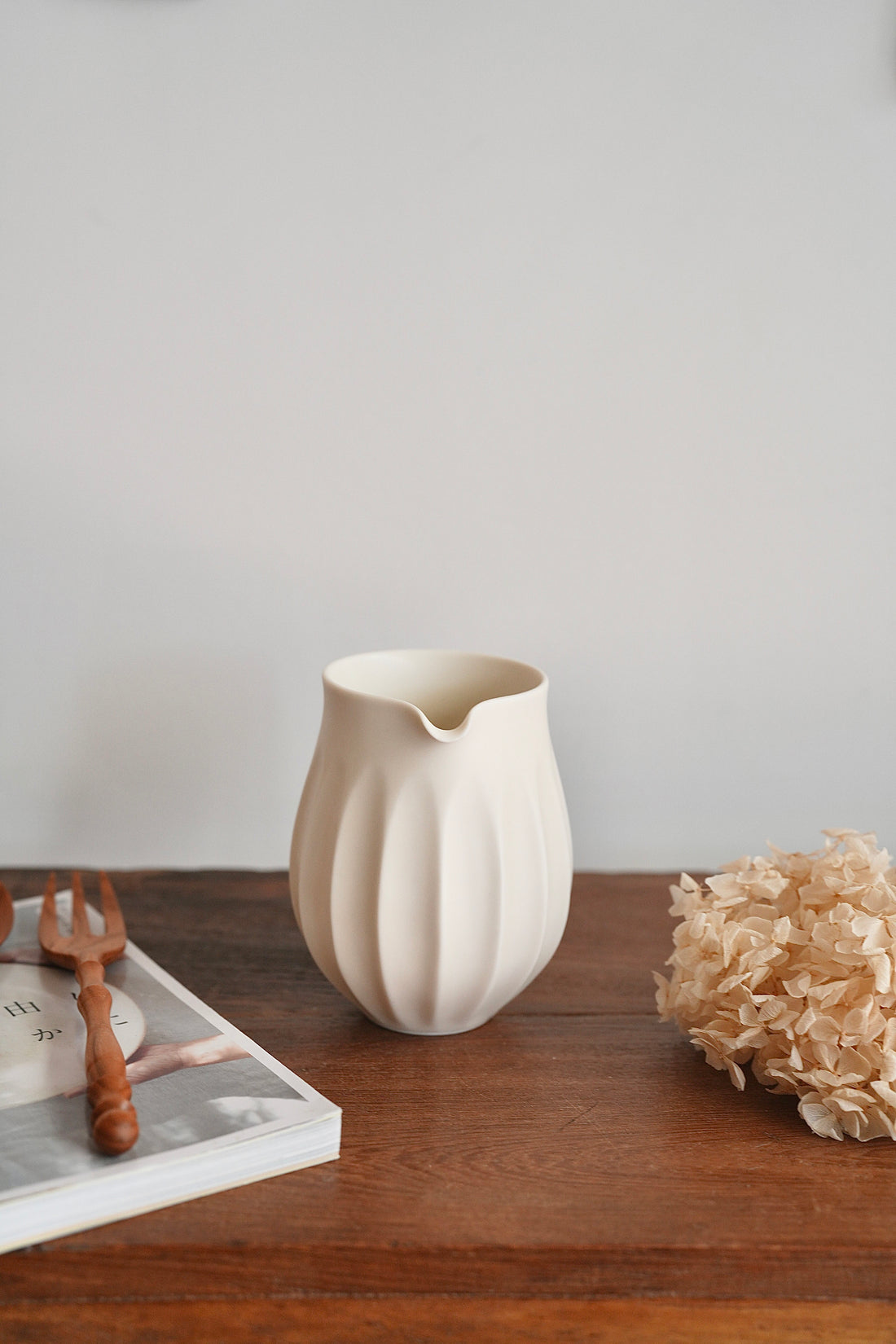 Yuko Hiramatsu 平松祐子 Large Jug YH05