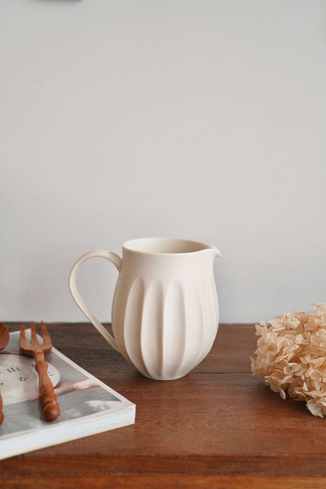 Yuko Hiramatsu 平松祐子 Large Jug YH05