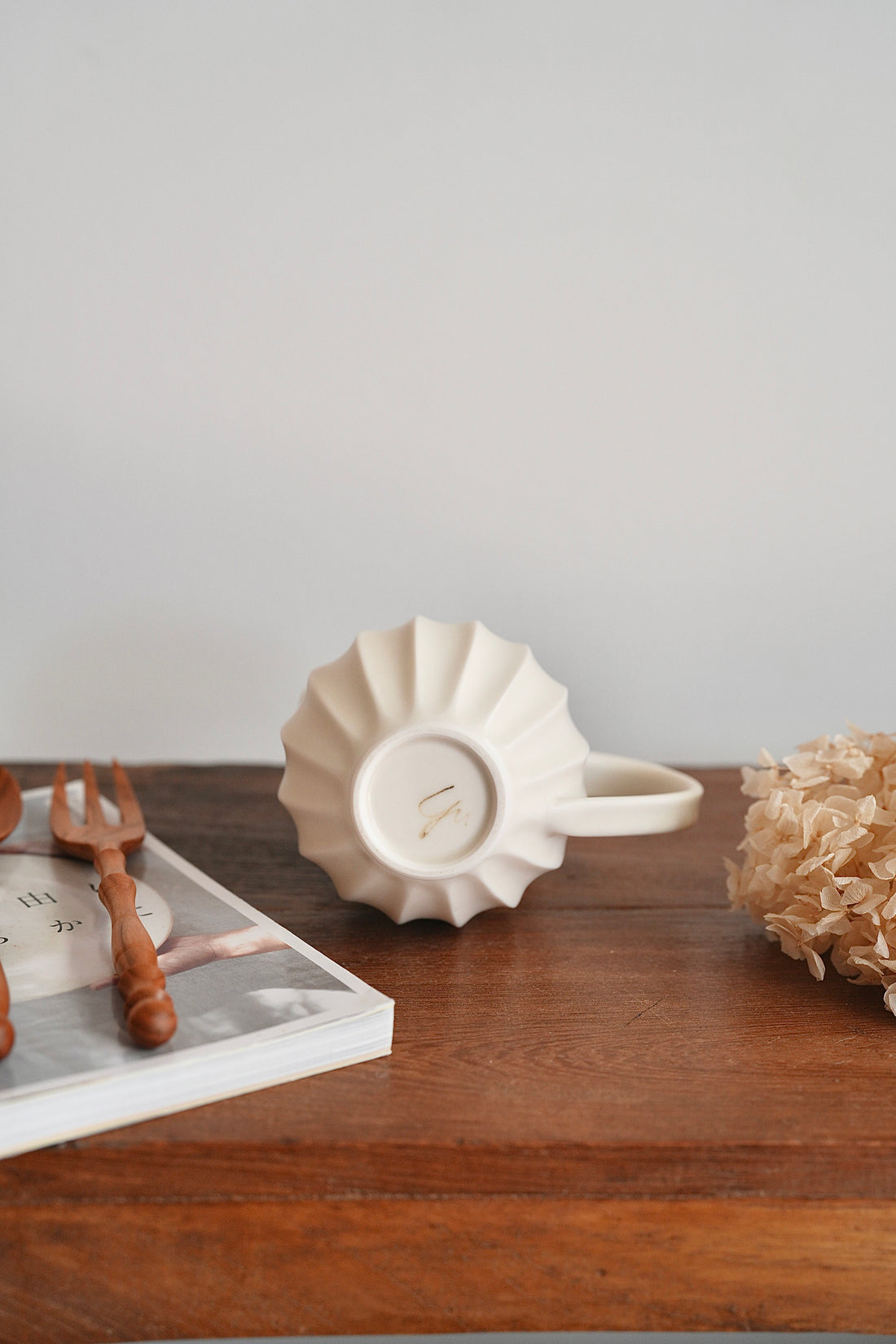 Yuko Hiramatsu 平松祐子 Large Jug YH05