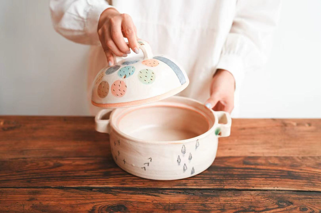 Kumiko Ishikawa 石川久美子 Colorful Clay Pot KI23