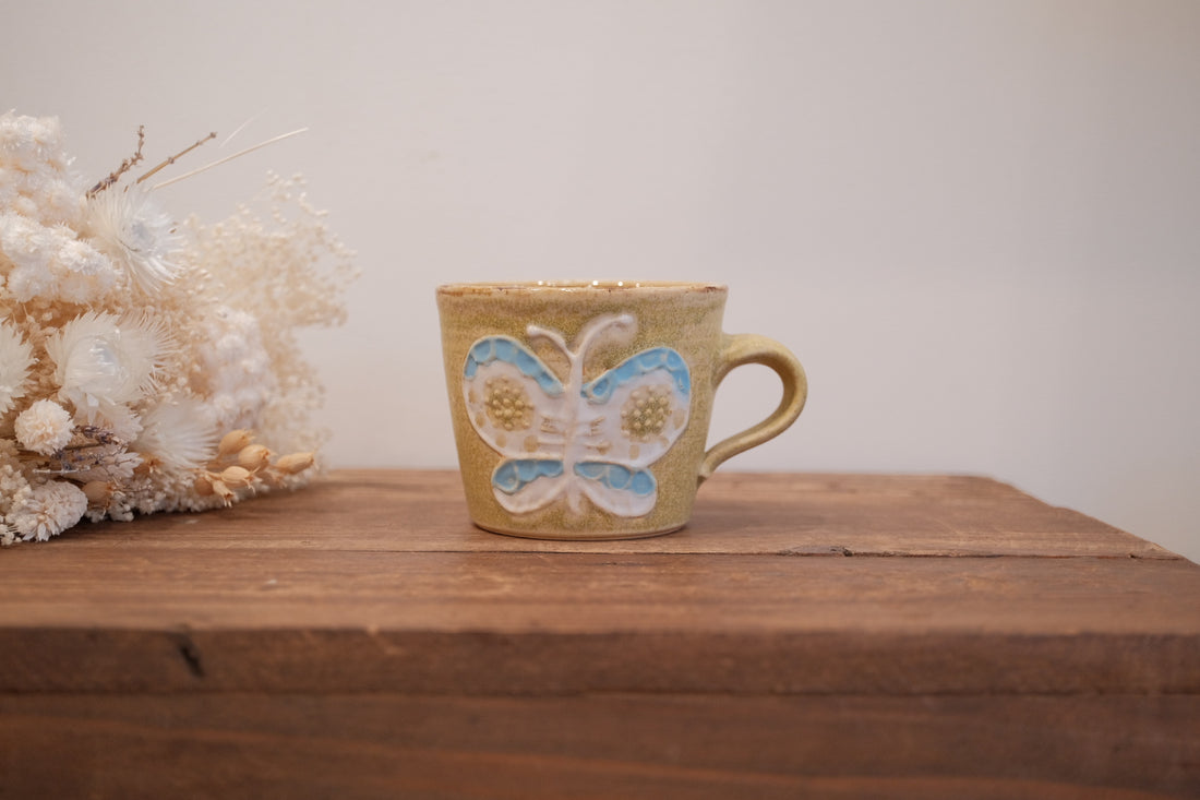 Tomoko Kubo コンガリ舍 Yellow Butterfly Mug TK04