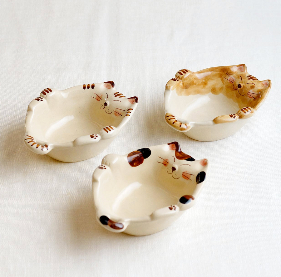 Hasami Arita ware Friendly Cat Small Bowl