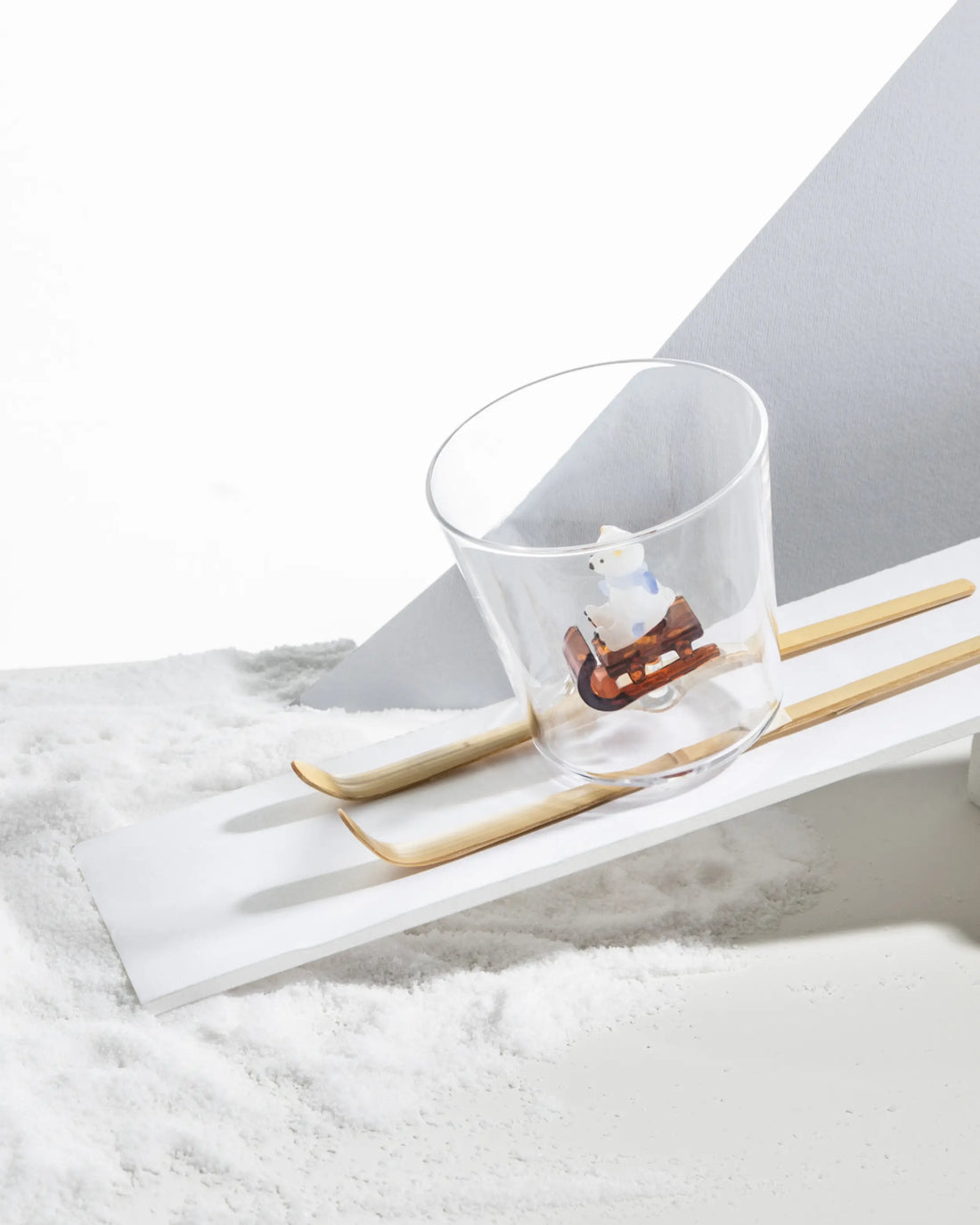 Ichendorf Snow Games Tumbler Bear and Bobsleigh - Pre-order